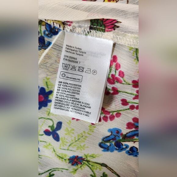 NWOT H&M Floral ruffle blouse - Size 8 - Picture 9 of 9
